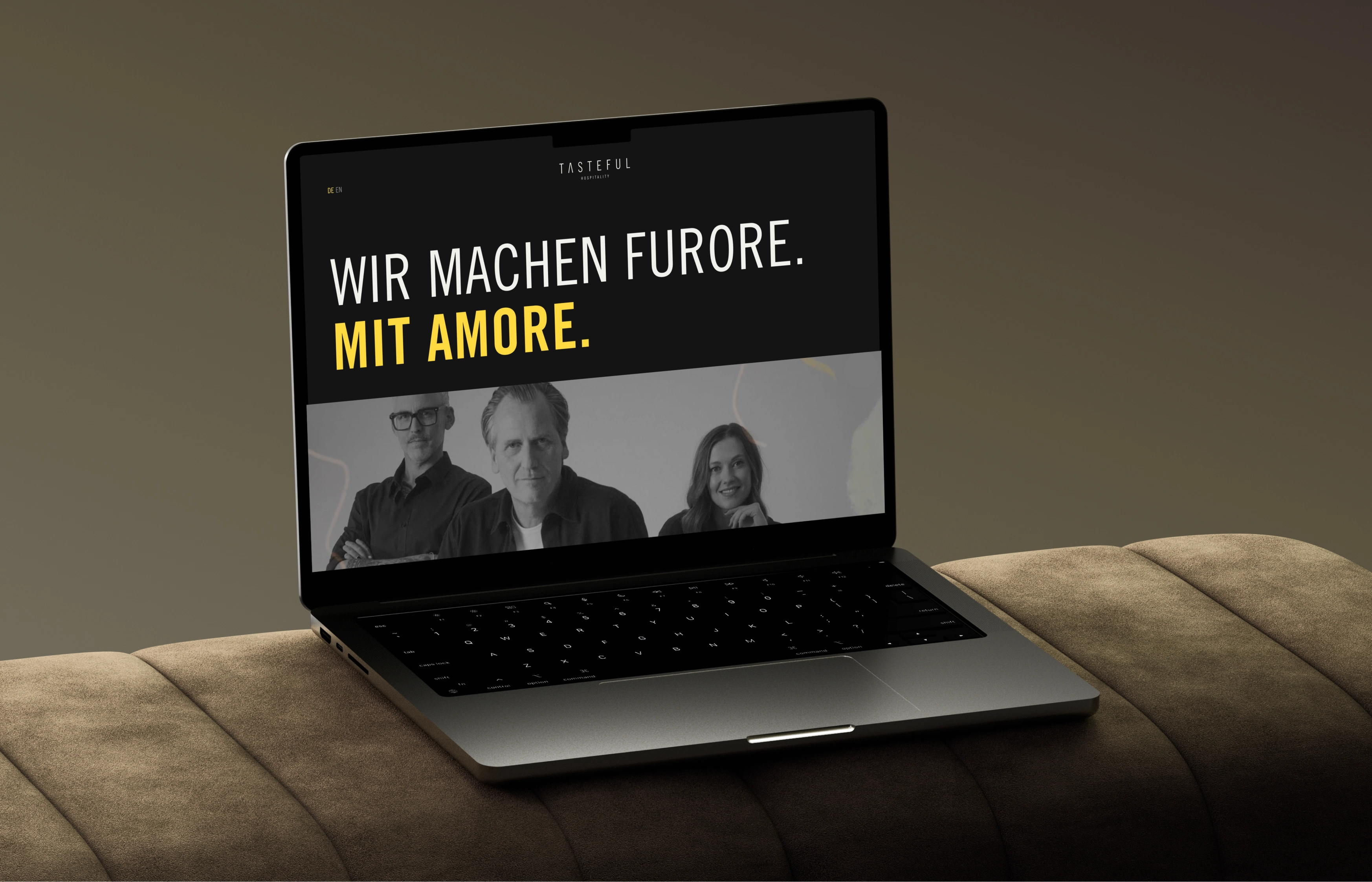Webflow-Webdesign für Agentur Tasteful Hospitality München – Hero-Bereich auf Laptop-Mockup